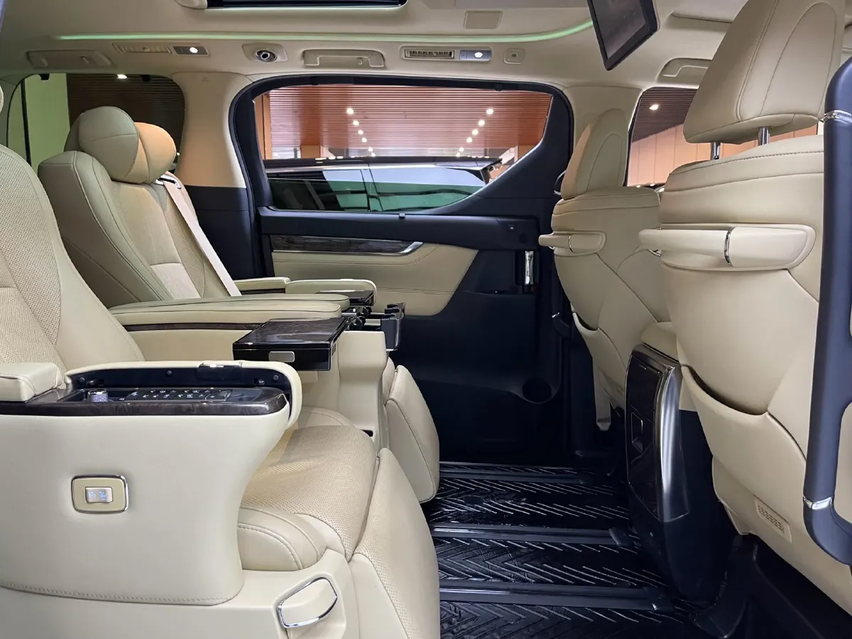 2019 Toyota Vellfire 2.5L 117HP L4 E-CVT Hybrid,autocango,china used car exporter,china ev exporter,chinese used car exporter,chinese used ev exporter