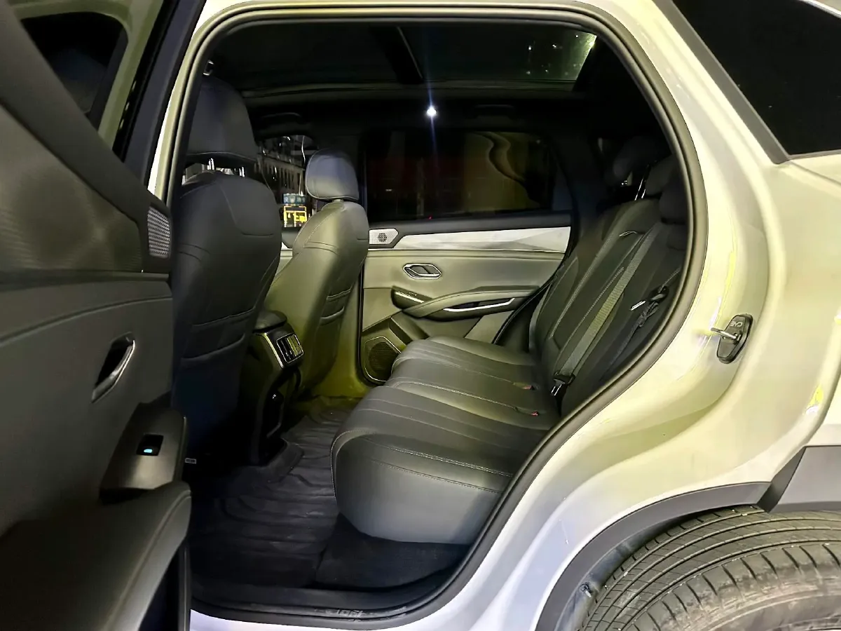 2025 BYD SongL DM-i 1.5L 101HP L4 E-CVT PHEV 18.3KWH,autocango,china used car exporter,china ev exporter,chinese used car exporter,chinese used ev exporter