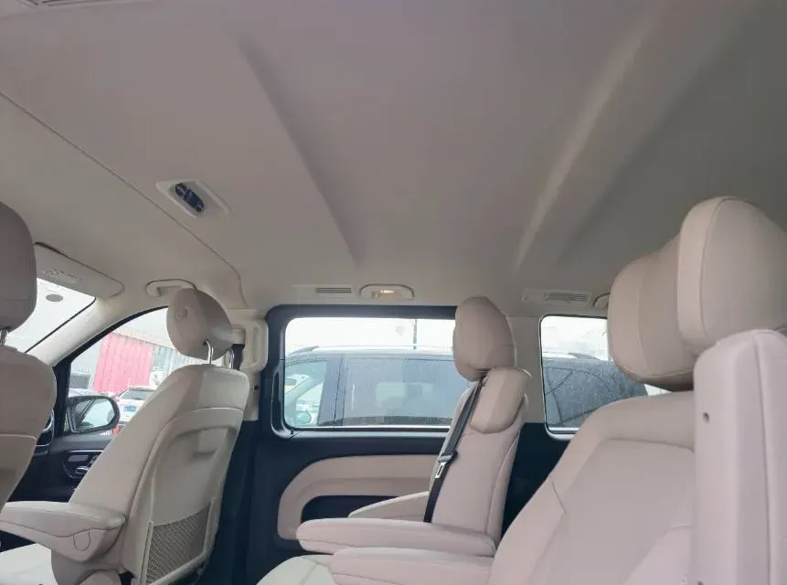 2024 Mercedes-Benz Vito 2.0T 231HP L4 9AT,autocango,china used car exporter,china ev exporter,chinese used car exporter,chinese used ev exporter