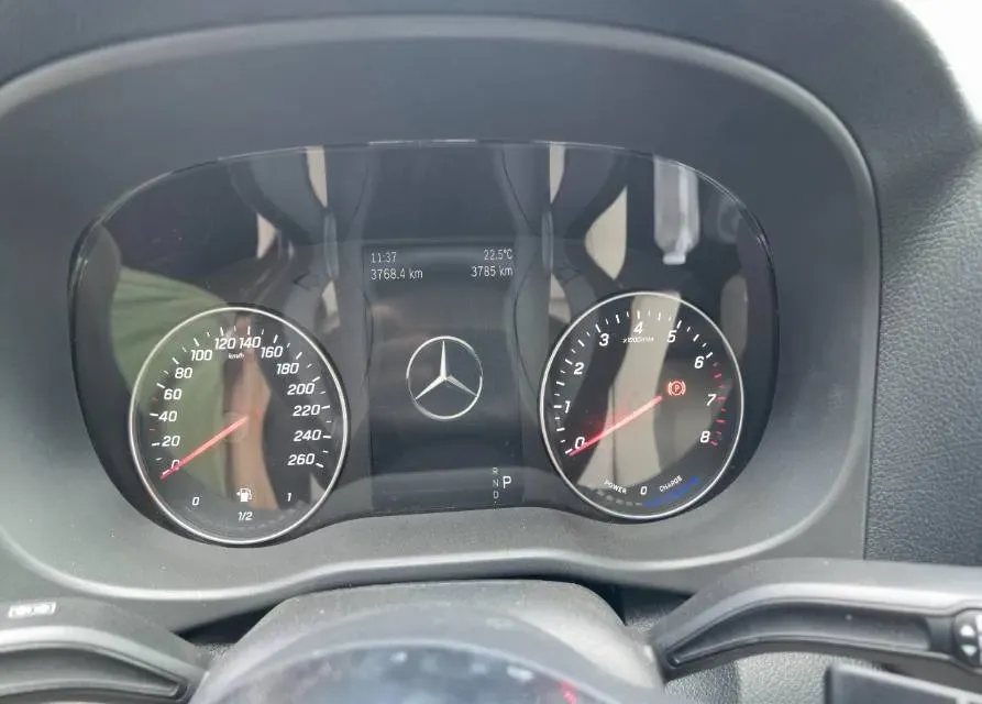 2024 Mercedes-Benz Vito 2.0T 231HP L4 9AT,autocango,china used car exporter,china ev exporter,chinese used car exporter,chinese used ev exporter