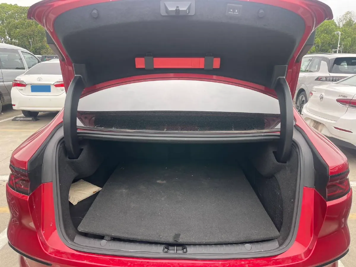 2022 Infiniti Q50L 2.0T 211HP L4 7AT,autocango,china used car exporter,china ev exporter,chinese used car exporter,chinese used ev exporter