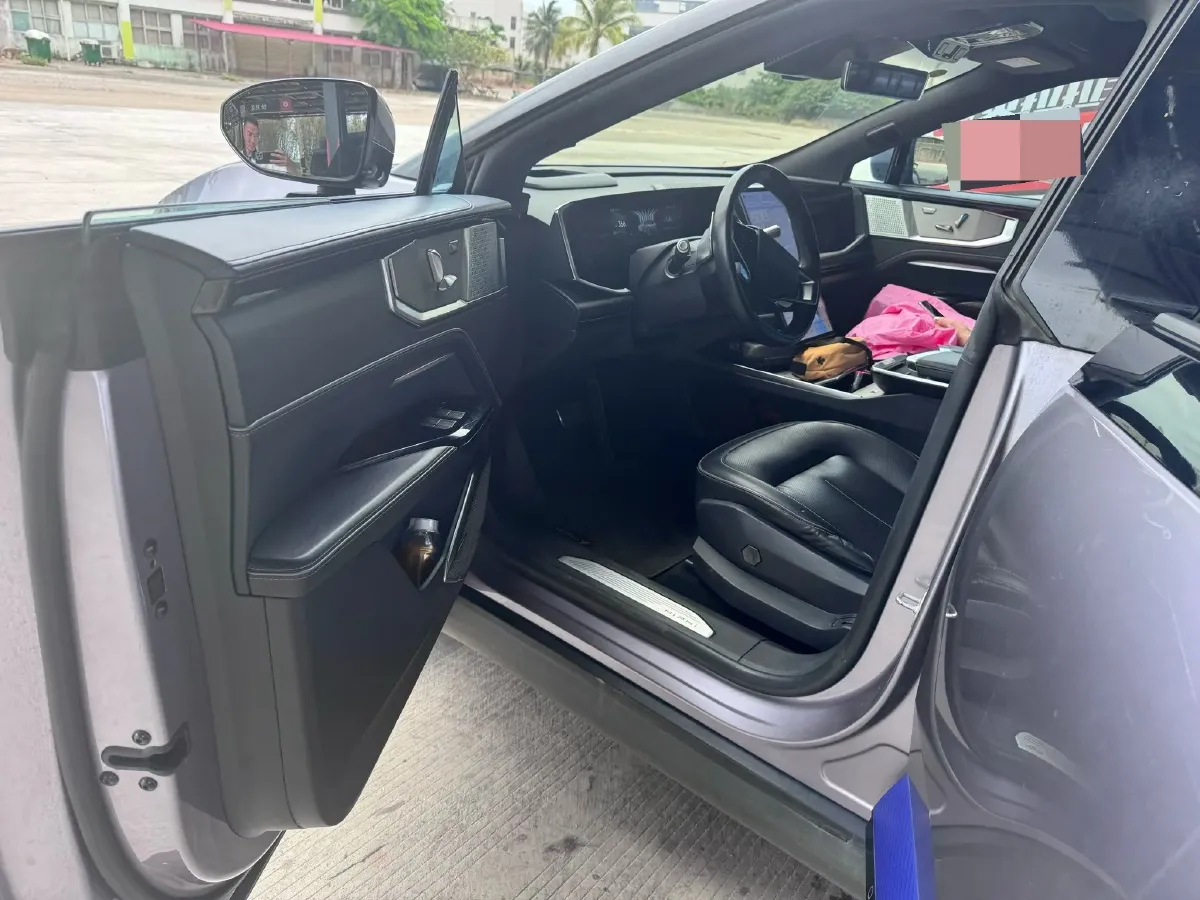 2023 HiPhi Y BEV 76.6KWH,autocango,china used car exporter,china ev exporter,chinese used car exporter,chinese used ev exporter