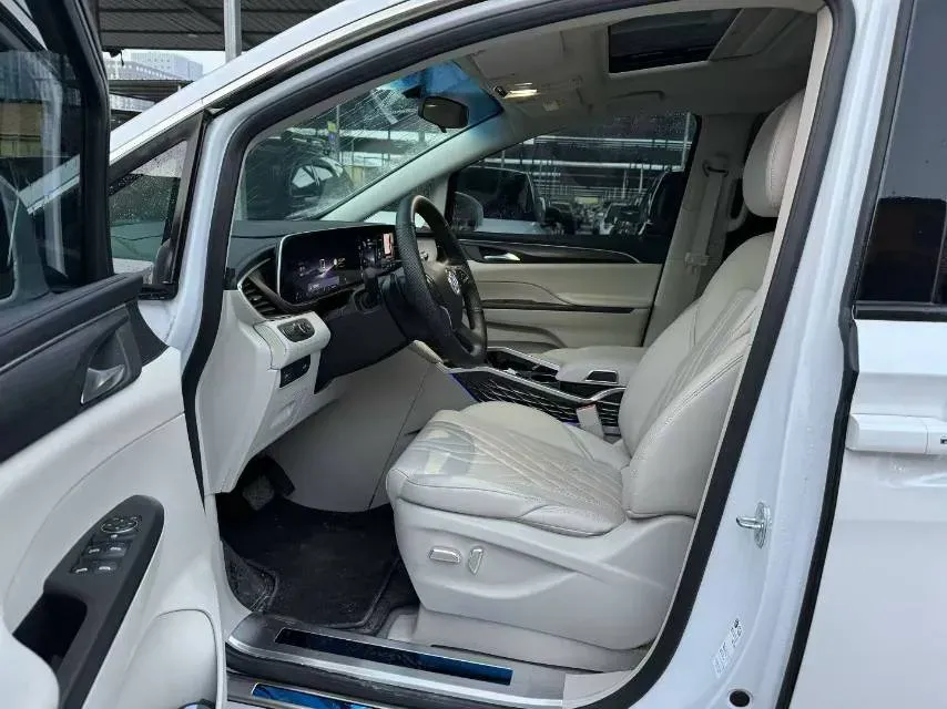 2023 Buick GL8 2.0T 237HP L4 9AT,autocango,china used car exporter,china ev exporter,chinese used car exporter,chinese used ev exporter