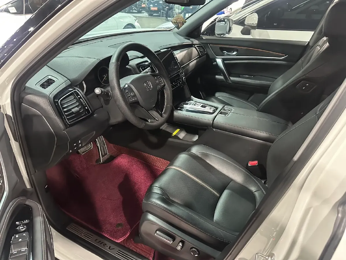 2020 Honda UR-V 2.0T 272HP L4 9AT,autocango,china used car exporter,china ev exporter,chinese used car exporter,chinese used ev exporter