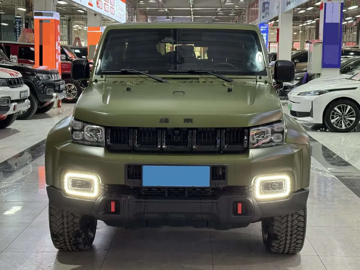 2021 Beijing BJ40 2.0T 163HP L4 8AT,autocango,china used car exporter,china ev exporter,chinese used car exporter,chinese used ev exporter