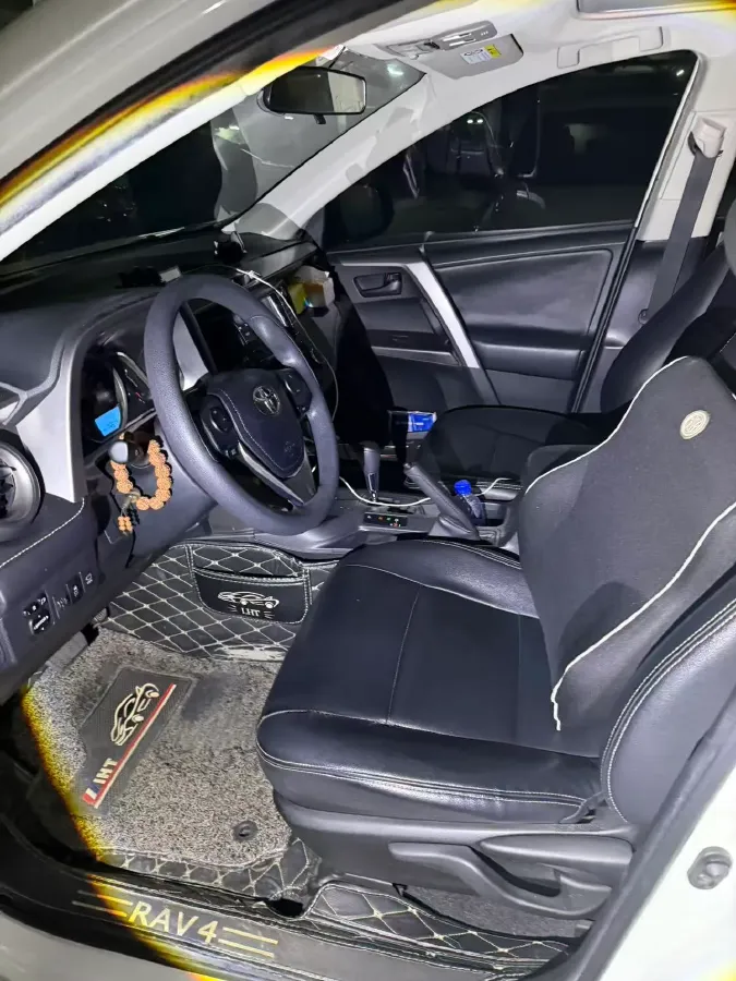 2016 Mitsubishi Outlander 2.0L 150HP L4 CVT,autocango,china used car exporter,china ev exporter,chinese used car exporter,chinese used ev exporter