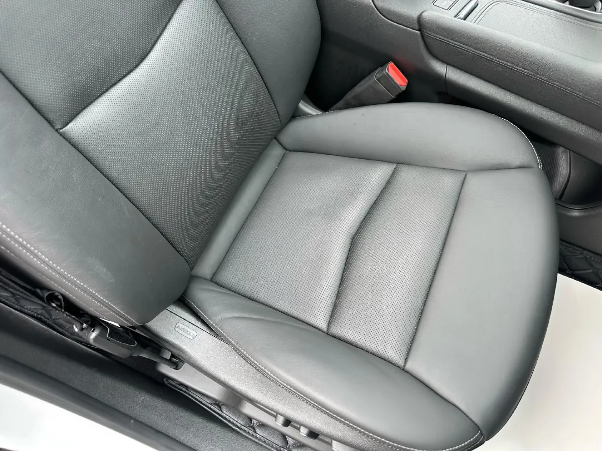 2020 Cadillac XT5 2.0T 241HP L4 9AT,autocango,china used car exporter,china ev exporter,chinese used car exporter,chinese used ev exporter