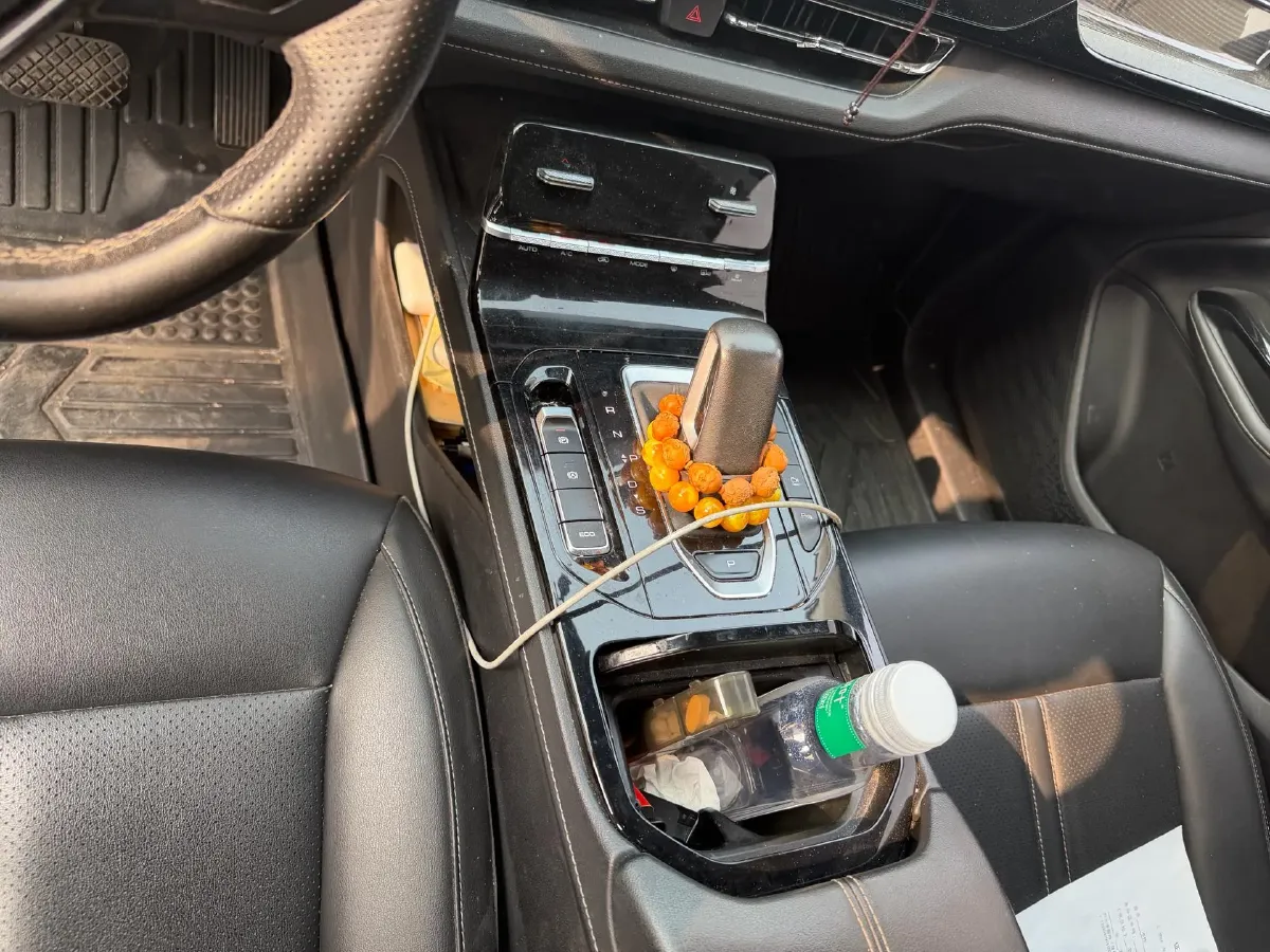 2022 WuLing KaiJie 1.5T 177HP L4 CVT,autocango,china used car exporter,china ev exporter,chinese used car exporter,chinese used ev exporter