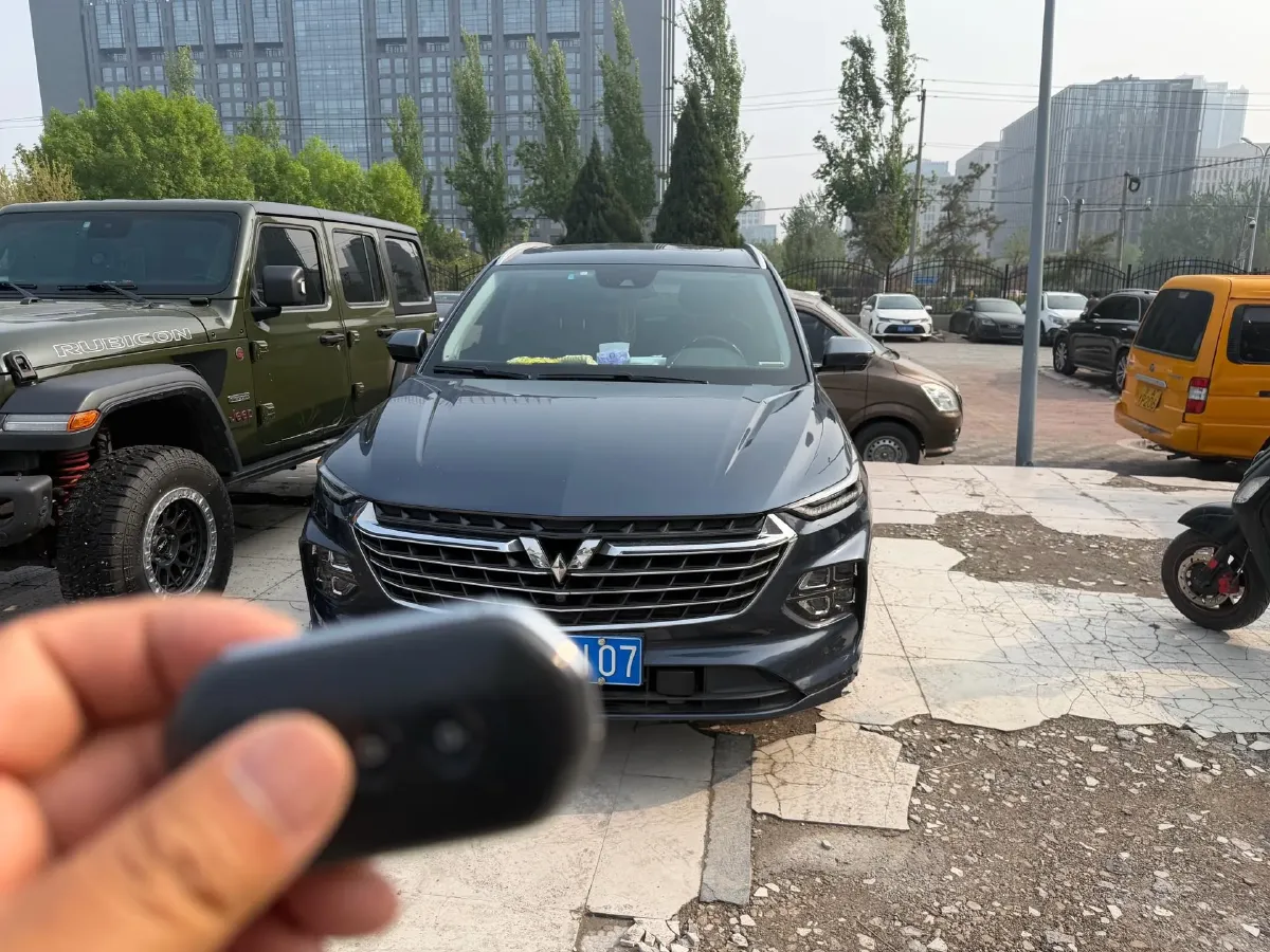 2022 WuLing KaiJie 1.5T 177HP L4 CVT,autocango,china used car exporter,china ev exporter,chinese used car exporter,chinese used ev exporter