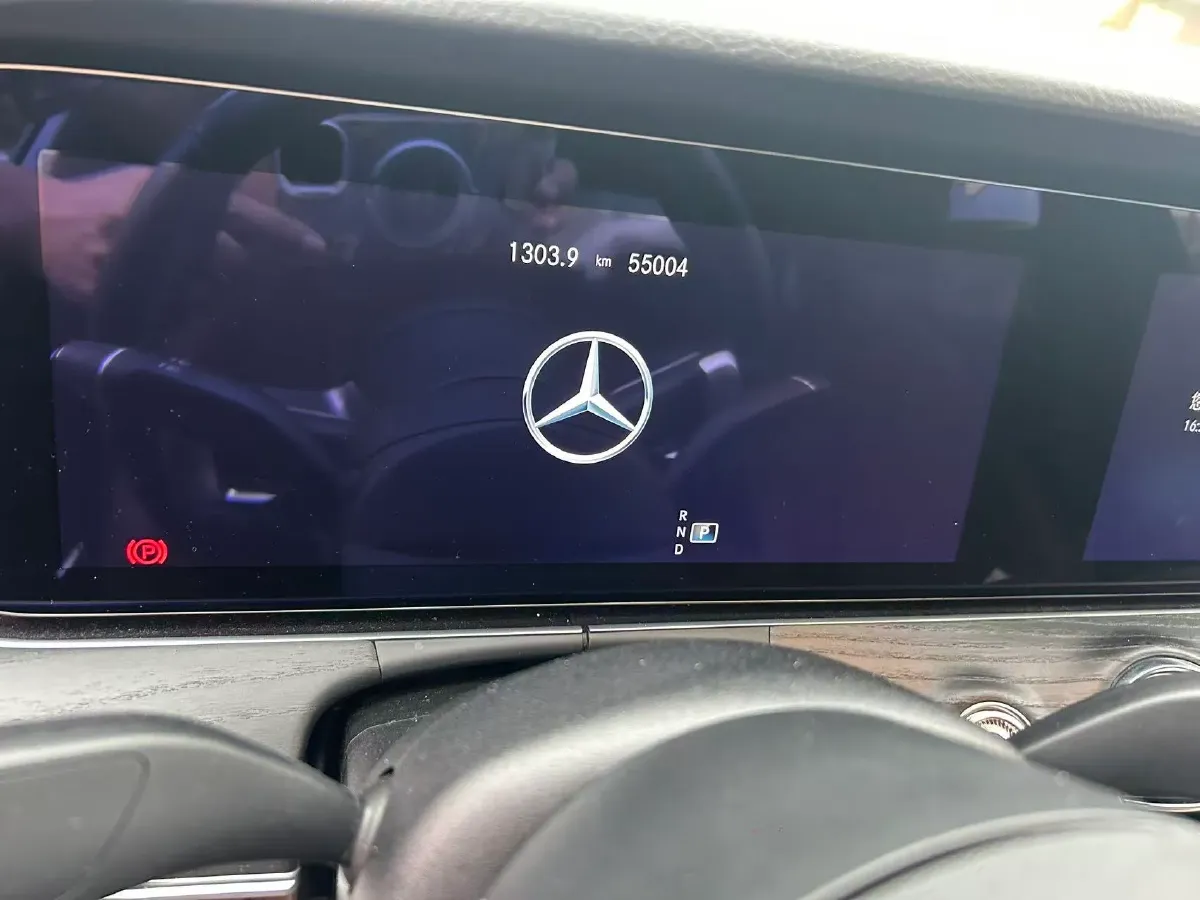 2022 Mercedes-Benz E Class 2.0T 258HP L4 9AT,autocango,china used car exporter,china ev exporter,chinese used car exporter,chinese used ev exporter