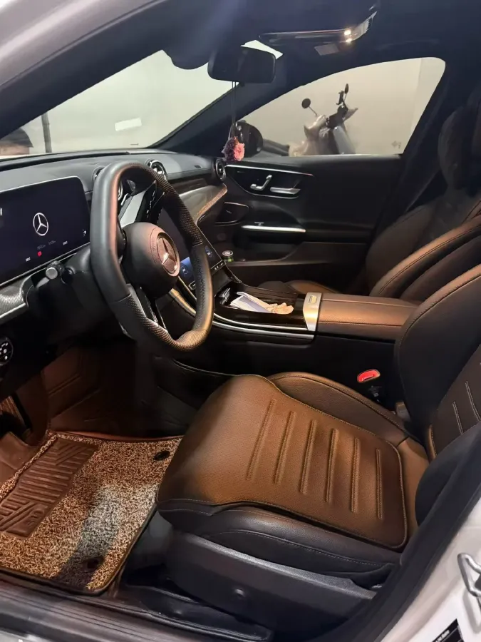 2024 Mercedes-Benz C Class 1.5T 204HP L4 9AT,autocango,china used car exporter,china ev exporter,chinese used car exporter,chinese used ev exporter