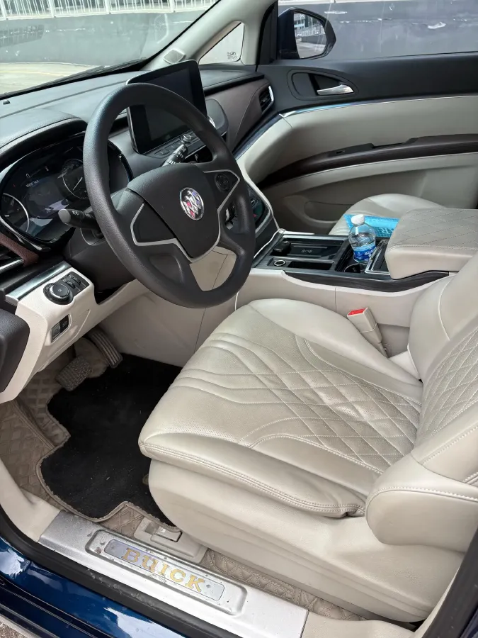 2023 Buick GL8 2.0T 237HP L4 9AT,autocango,china used car exporter,china ev exporter,chinese used car exporter,chinese used ev exporter