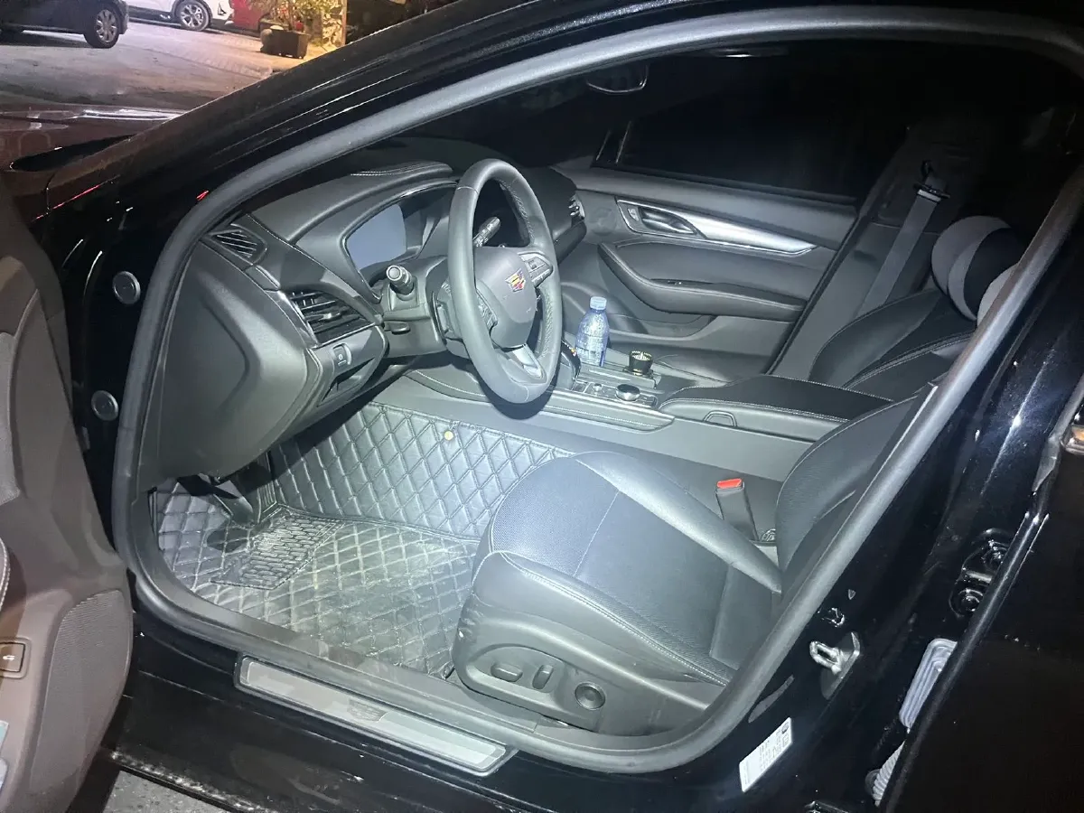 2023 Cadillac CT5 2.0T 237HP L4 10AT,autocango,china used car exporter,china ev exporter,chinese used car exporter,chinese used ev exporter