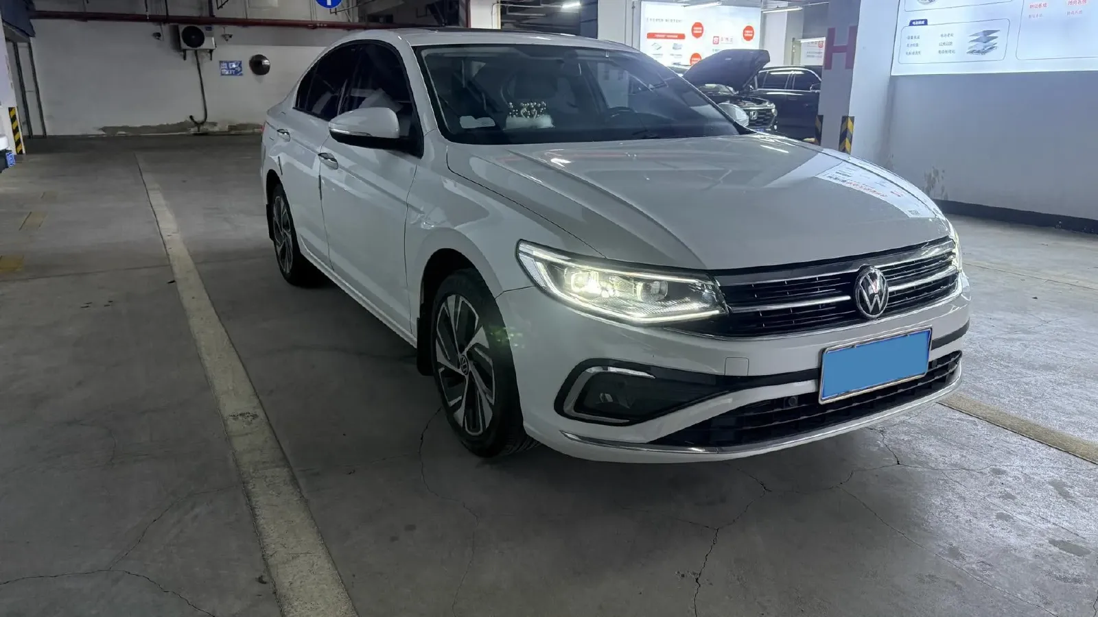 2023 Volkswagen Bora 1.2T 116HP L4 7DCT,autocango,china used car exporter,china ev exporter,chinese used car exporter,chinese used ev exporter