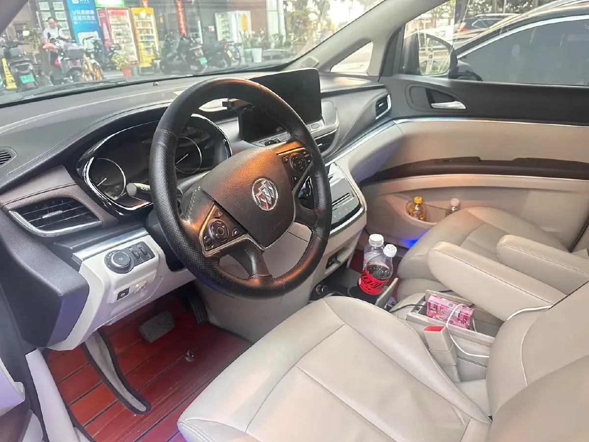 2021 Buick GL8 2.0T 237HP L4 9AT,autocango,china used car exporter,china ev exporter,chinese used car exporter,chinese used ev exporter