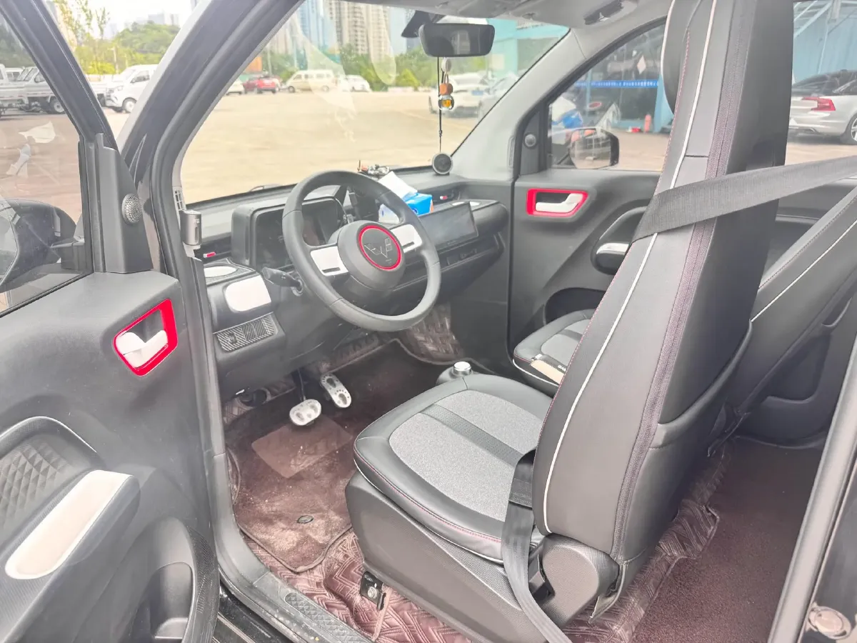 2022 WuLing HongGuang MINI EV BEV 26.5KWH,autocango,china used car exporter,china ev exporter,chinese used car exporter,chinese used ev exporter