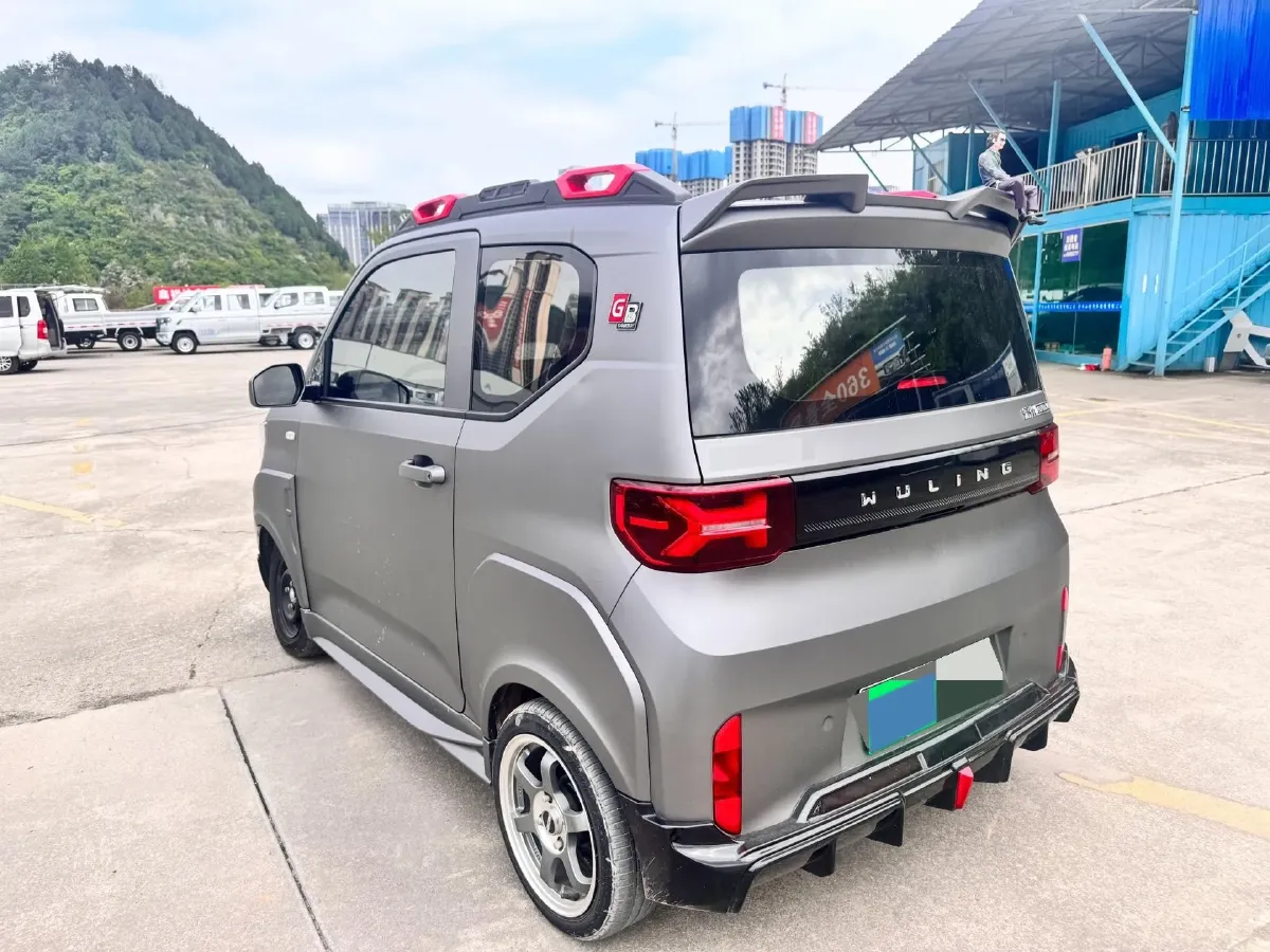 2022 WuLing HongGuang MINI EV BEV 26.5KWH,autocango,china used car exporter,china ev exporter,chinese used car exporter,chinese used ev exporter