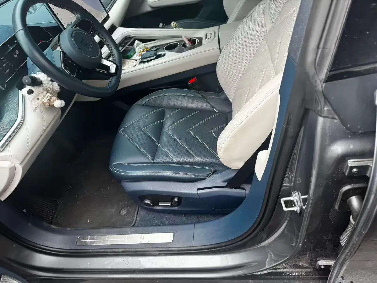 2023 Zeekr 001 BEV 100KWH,autocango,china used car exporter,china ev exporter,chinese used car exporter,chinese used ev exporter