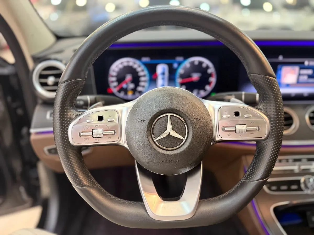 2020 Mercedes-Benz E Class 2.0T 258HP L4 9AT,autocango,china used car exporter,china ev exporter,chinese used car exporter,chinese used ev exporter