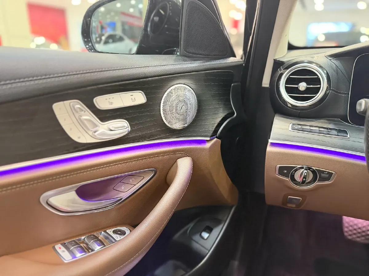 2020 Mercedes-Benz E Class 2.0T 258HP L4 9AT,autocango,china used car exporter,china ev exporter,chinese used car exporter,chinese used ev exporter