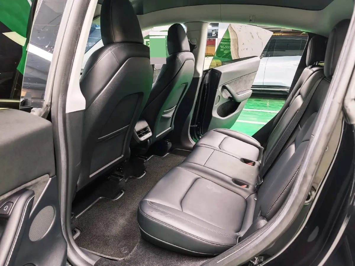 2022 Tesla Model Y BEV 60KWH,autocango,china used car exporter,china ev exporter,chinese used car exporter,chinese used ev exporter