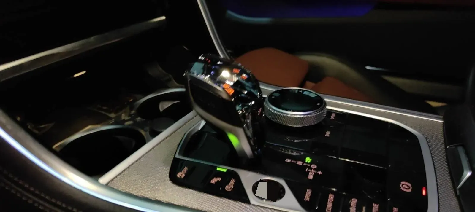 2019 BMW 8 Series 3.0T 340HP L6 8AT,autocango,china used car exporter,china ev exporter,chinese used car exporter,chinese used ev exporter