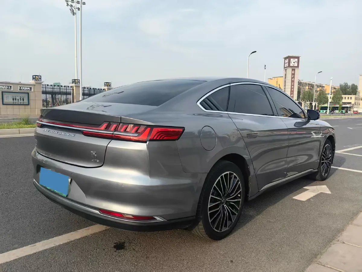 2020 WEY VV7 2.0T 227HP L4 7DCT PHEV,autocango,china used car exporter,china ev exporter,chinese used car exporter,chinese used ev exporter