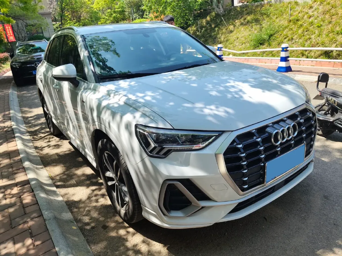 2021 Audi Q3 1.4T 150HP L4 7DCT,autocango,china used car exporter,china ev exporter,chinese used car exporter,chinese used ev exporter