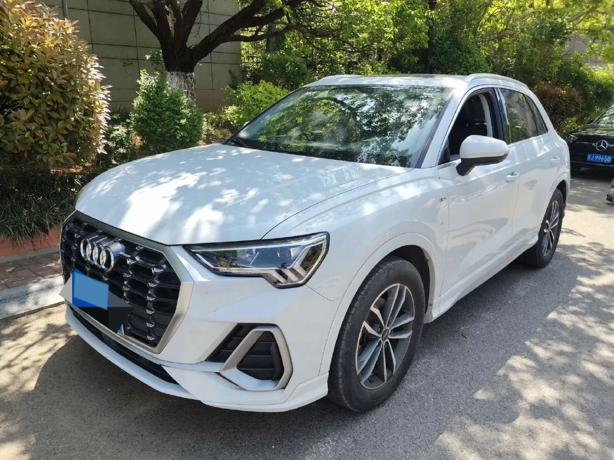 2021 Audi Q3 1.4T 150HP L4 7DCT,autocango,china used car exporter,china ev exporter,chinese used car exporter,chinese used ev exporter