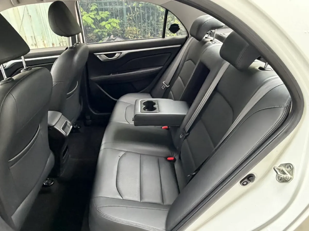 2024 ARCFOX KAOLA S BEV 58.8KWH,autocango,china used car exporter,china ev exporter,chinese used car exporter,chinese used ev exporter