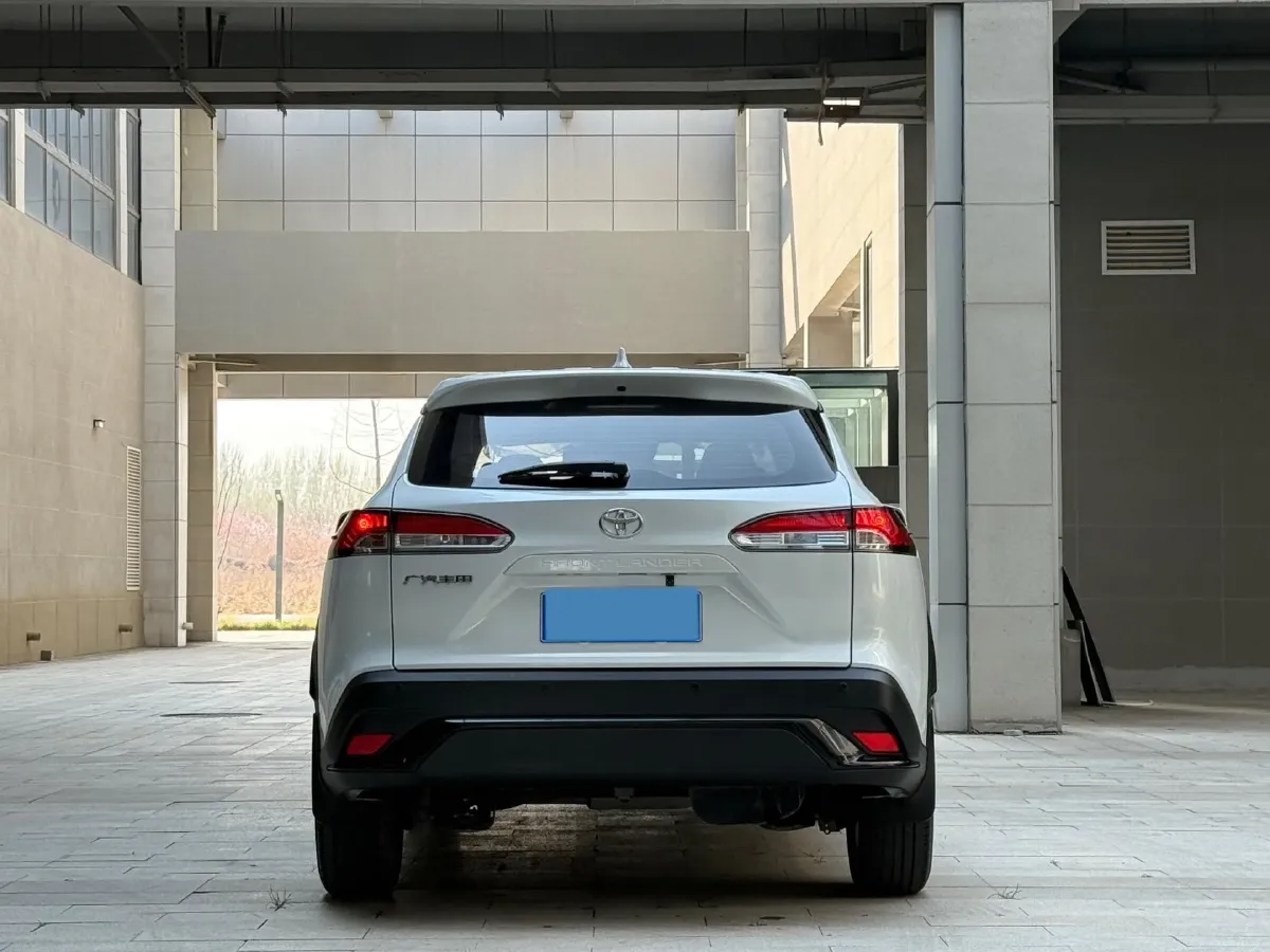 2023 Toyota Frontlander 2.0L 171HP L4 CVT,autocango,china used car exporter,china ev exporter,chinese used car exporter,chinese used ev exporter