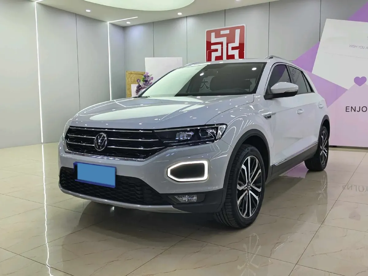 2021 Volkswagen T-Roc 1.4T 150HP L4 7DCT,autocango,china used car exporter,china ev exporter,chinese used car exporter,chinese used ev exporter