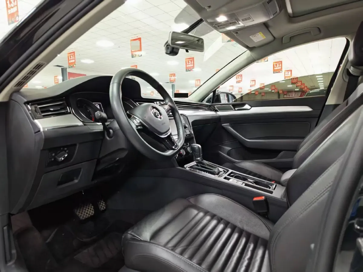 2018 Volkswagen Magotan 1.8T 180HP L4 7DCT,autocango,china used car exporter,china ev exporter,chinese used car exporter,chinese used ev exporter