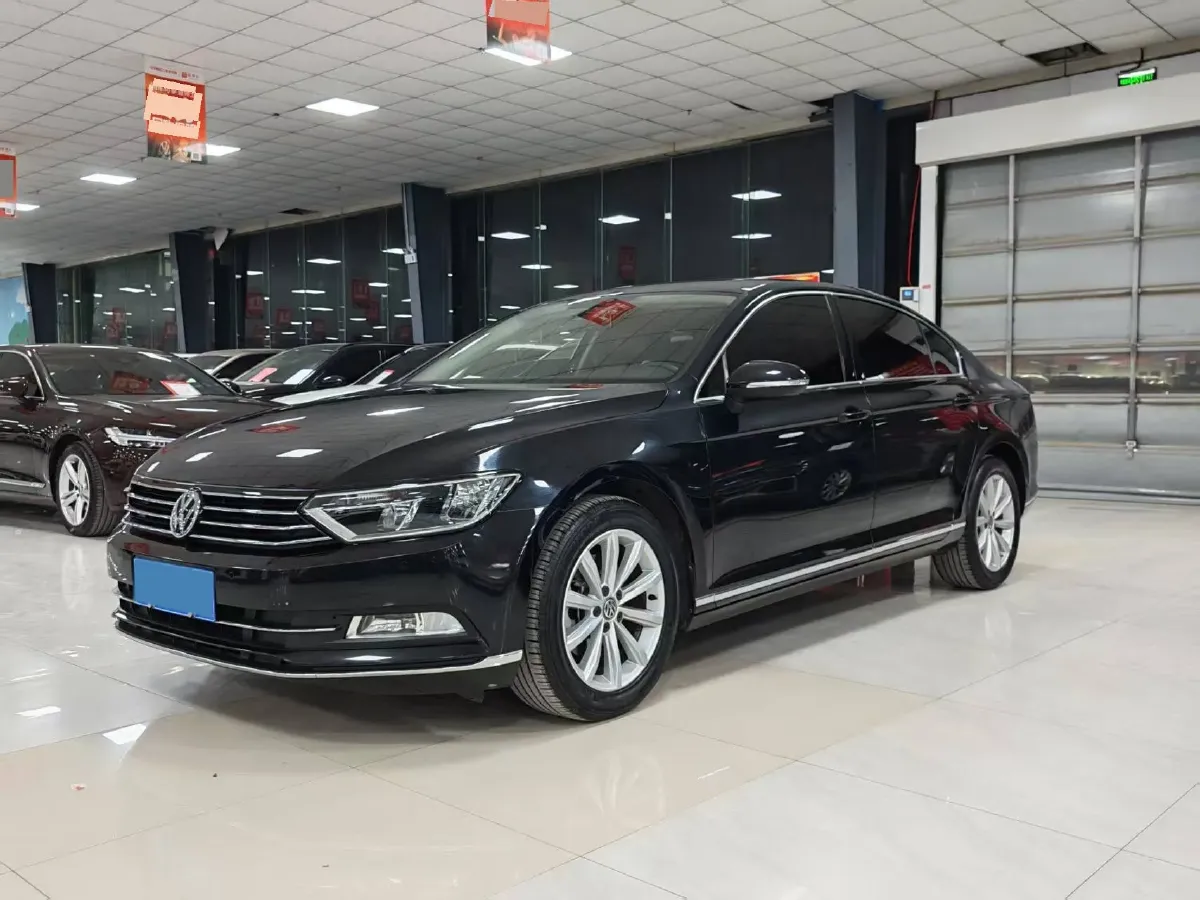2018 Volkswagen Magotan 1.8T 180HP L4 7DCT,autocango,china used car exporter,china ev exporter,chinese used car exporter,chinese used ev exporter