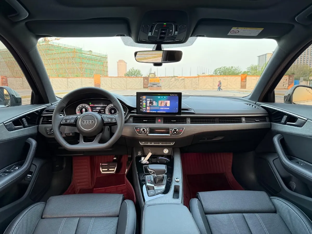 2023 Audi A4L 2.0T 190HP L4 7DCT,autocango,china used car exporter,china ev exporter,chinese used car exporter,chinese used ev exporter