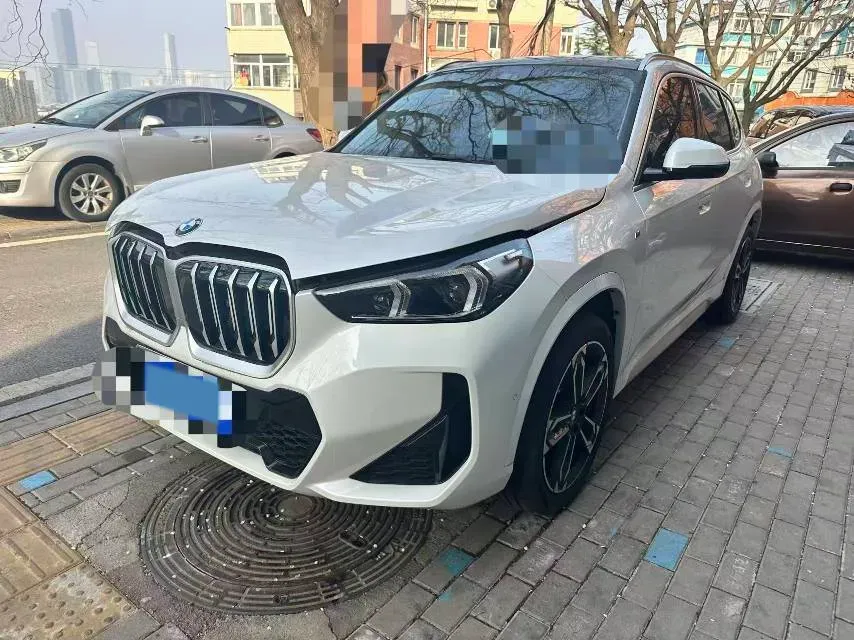 2024 BMW X1 2.0T 204HP L4 7DCT,autocango,china used car exporter,china ev exporter,chinese used car exporter,chinese used ev exporter