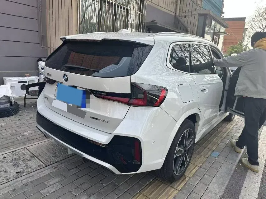2024 BMW X1 2.0T 204HP L4 7DCT,autocango,china used car exporter,china ev exporter,chinese used car exporter,chinese used ev exporter