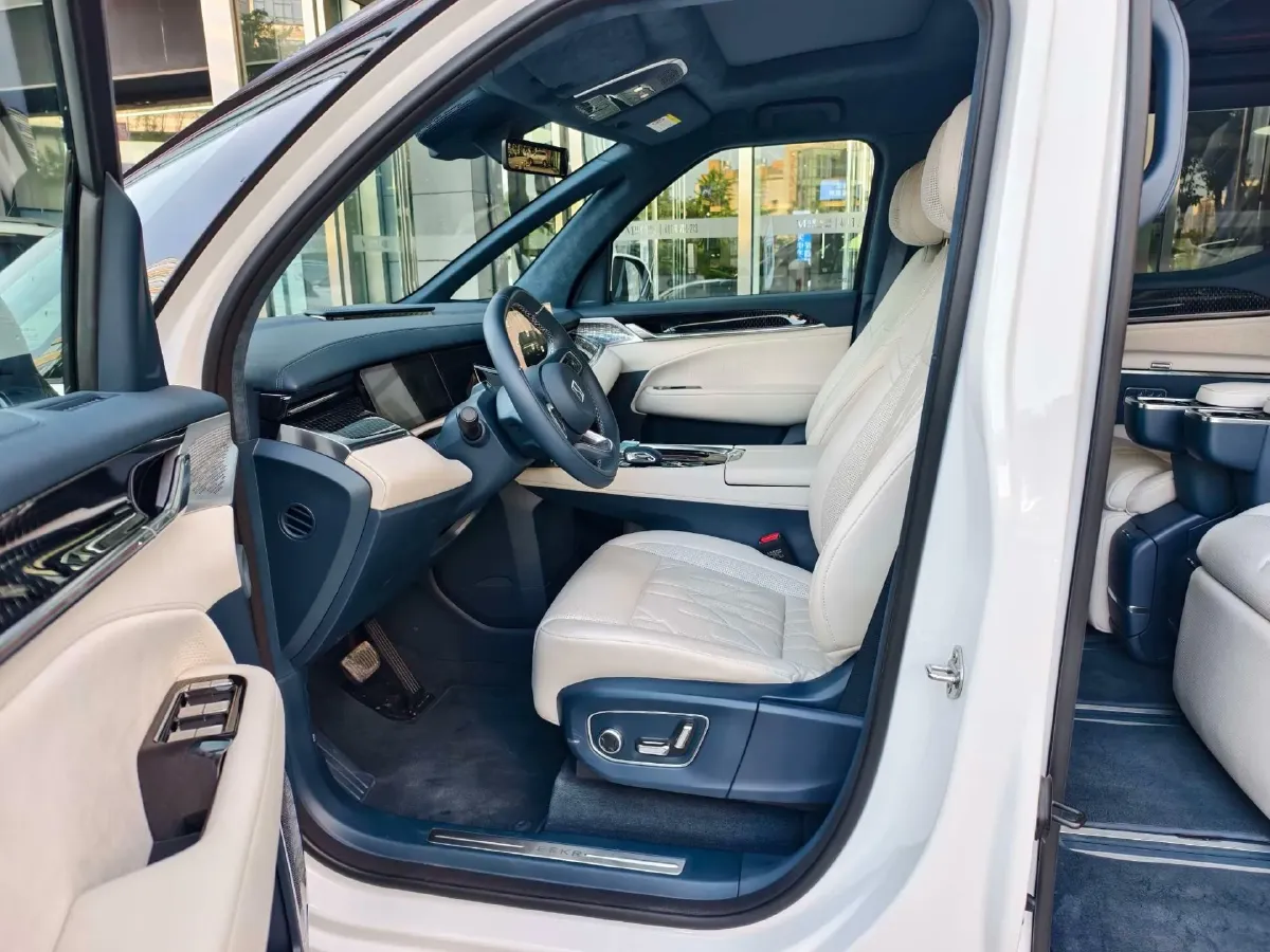 2024 Zeekr 009 BEV 108KWH,autocango,china used car exporter,china ev exporter,chinese used car exporter,chinese used ev exporter