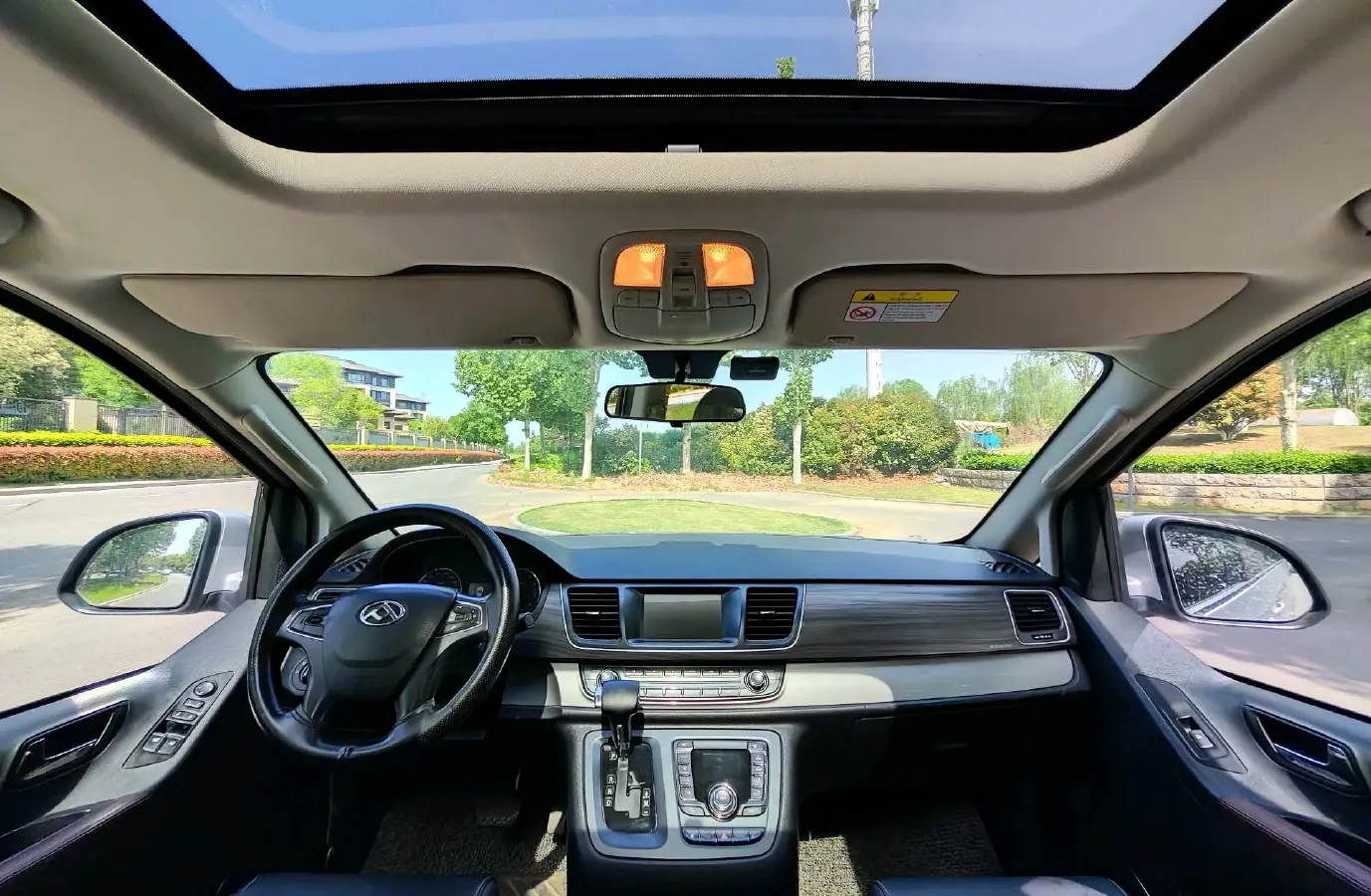 2019 MAXUS G10 2.0T 218HP L4 6AT,autocango,china used car exporter,china ev exporter,chinese used car exporter,chinese used ev exporter