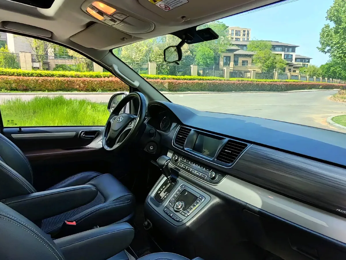 2019 MAXUS G10 2.0T 218HP L4 6AT,autocango,china used car exporter,china ev exporter,chinese used car exporter,chinese used ev exporter