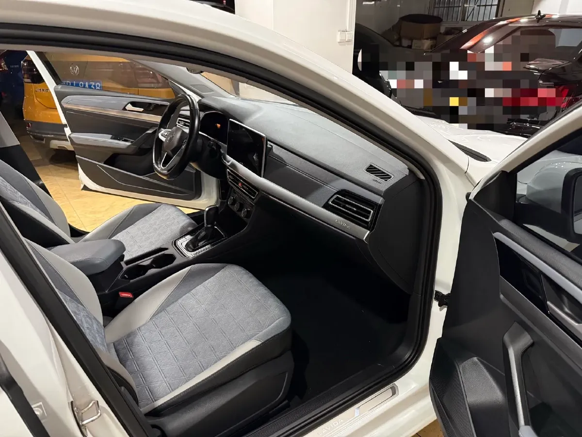 2023 Volkswagen Lavida 1.4T 150HP L4 7DCT,autocango,china used car exporter,china ev exporter,chinese used car exporter,chinese used ev exporter