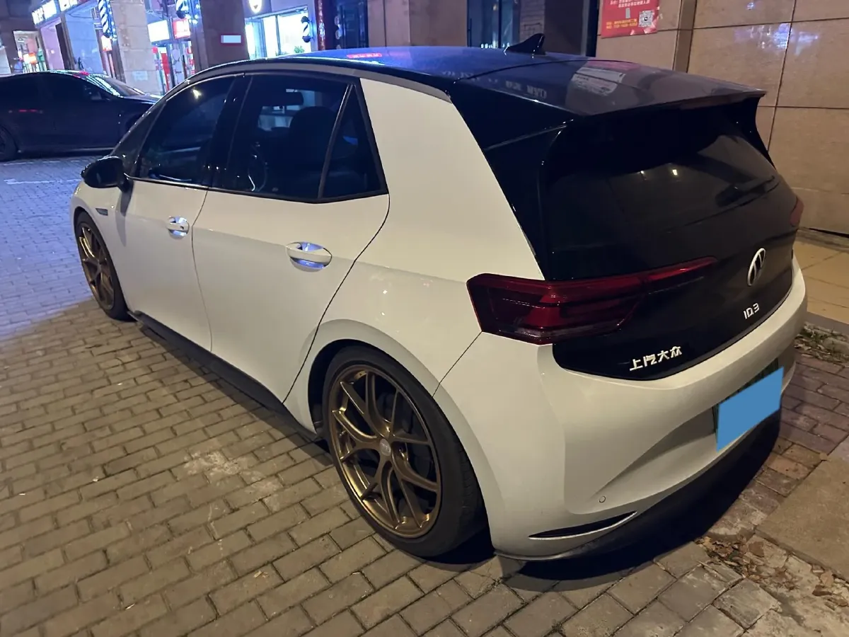 2023 Volkswagen ID.3 BEV 52.8KWH,autocango,china used car exporter,china ev exporter,chinese used car exporter,chinese used ev exporter