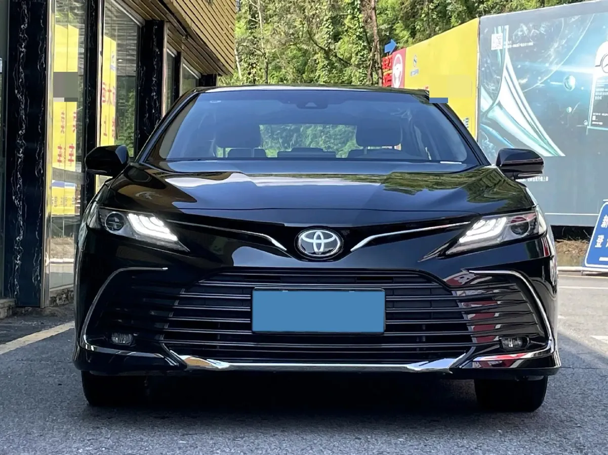 2023 Toyota Camry 2.5L 207HP L4 8AT,autocango,china used car exporter,china ev exporter,chinese used car exporter,chinese used ev exporter