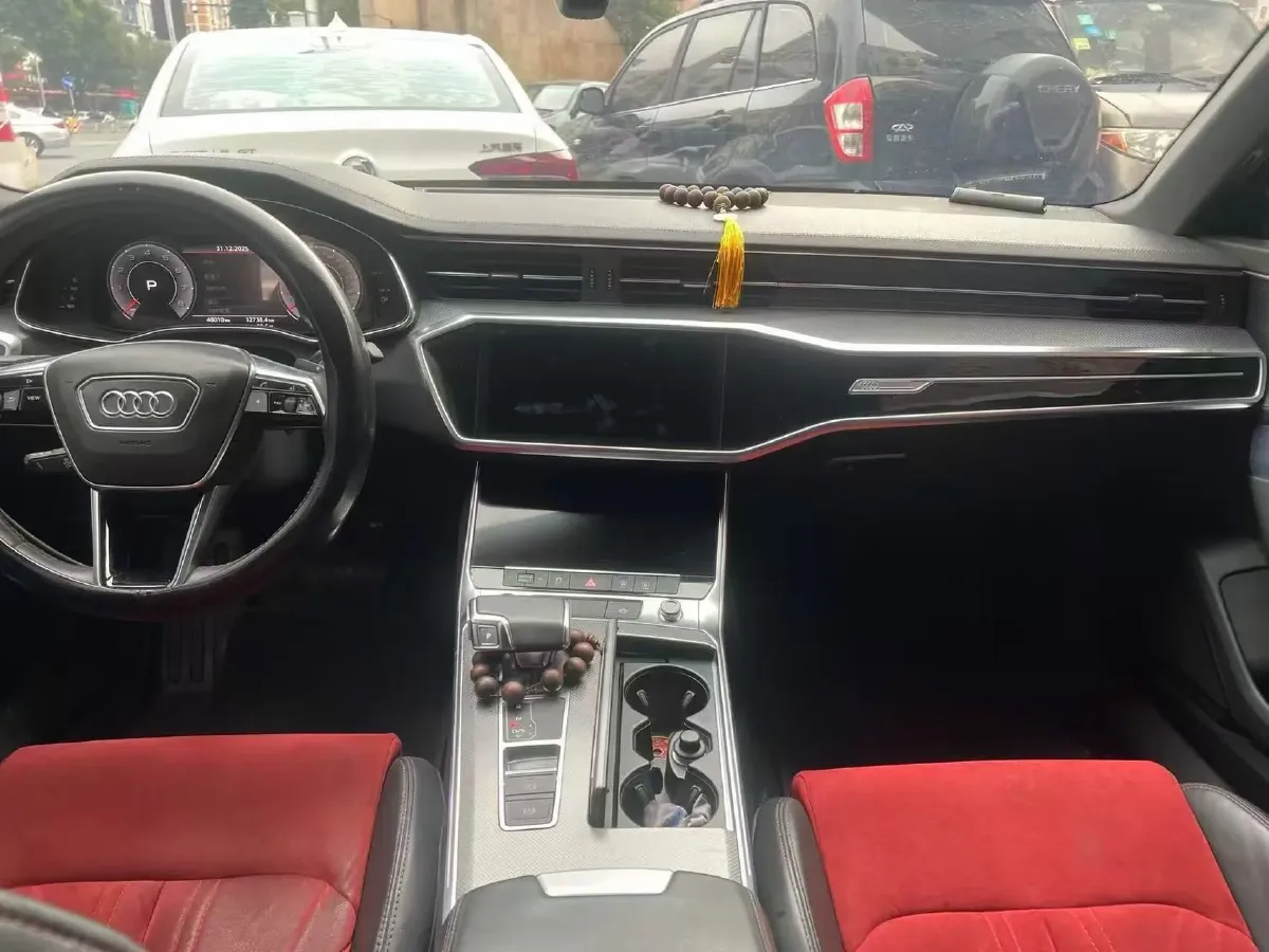 2020 Audi A6L 2.0T 190HP L4 7DCT,autocango,china used car exporter,china ev exporter,chinese used car exporter,chinese used ev exporter