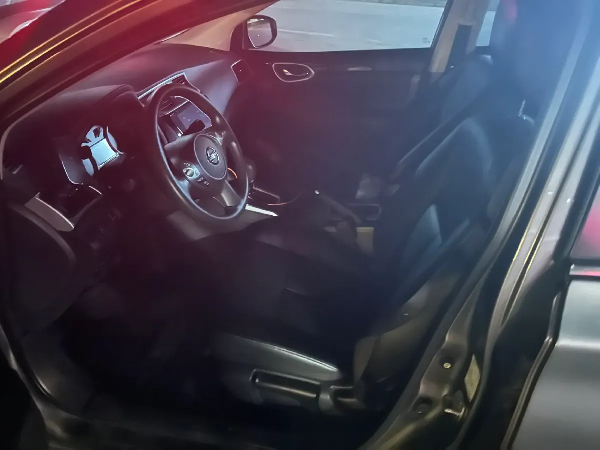 2022 Nissan Sylphy 1.6L 122HP L4 CVT,autocango,china used car exporter,china ev exporter,chinese used car exporter,chinese used ev exporter