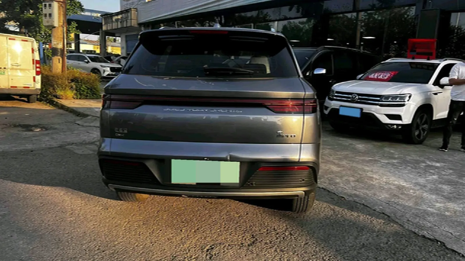 2024 BYD Song Pro 1.5L 110HP L4 E-CVT PHEV 12.9KWH,autocango,china used car exporter,china ev exporter,chinese used car exporter,chinese used ev exporter