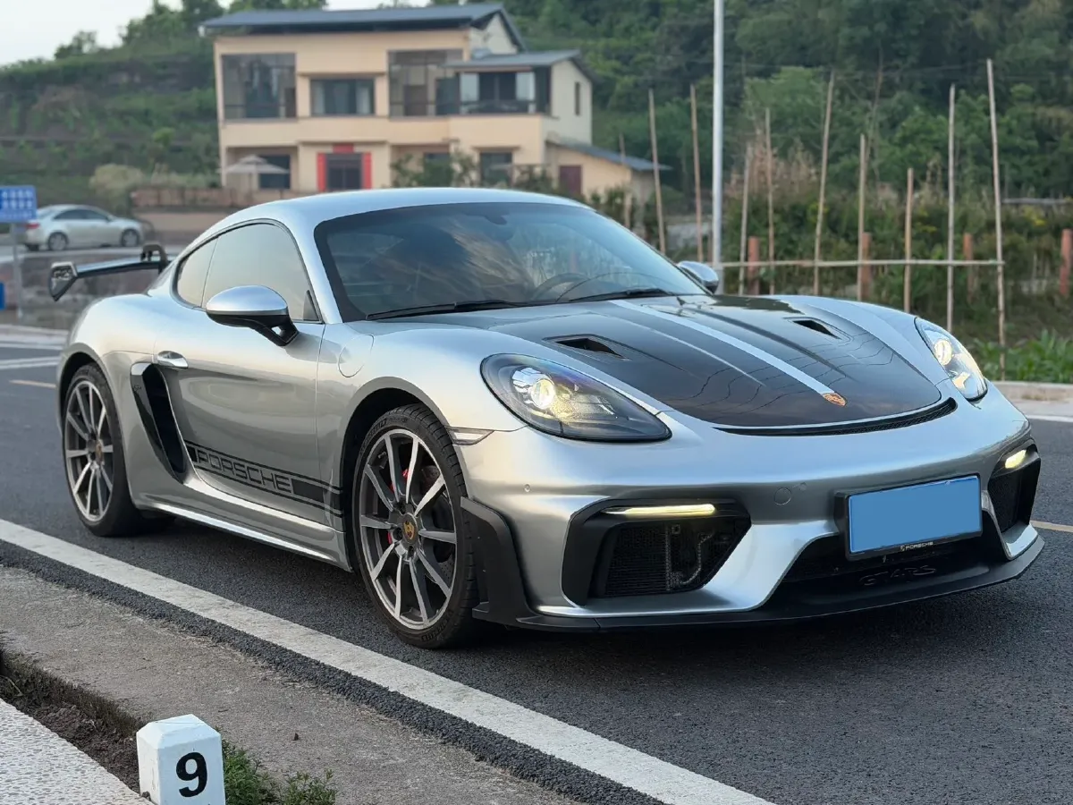 2022 Porsche 718 2.0T 250HP H4 7DCT,autocango,china used car exporter,china ev exporter,chinese used car exporter,chinese used ev exporter