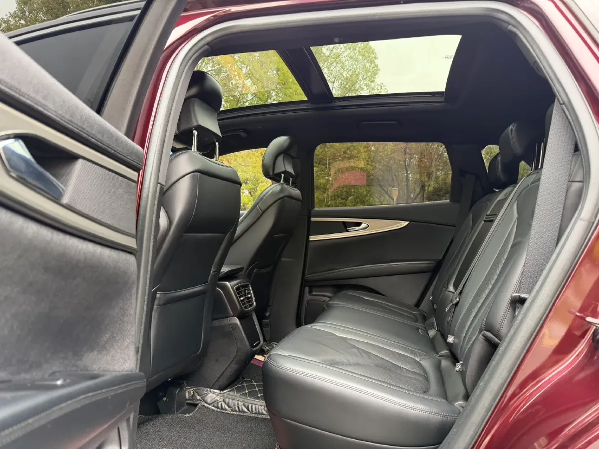 2019 Lincoln Nautilus 2.0T 235HP L4 8AT,autocango,china used car exporter,china ev exporter,chinese used car exporter,chinese used ev exporter