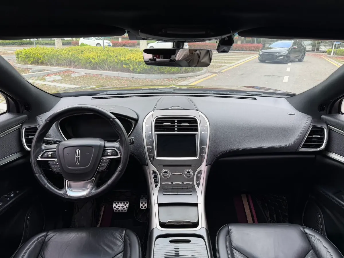 2019 Lincoln Nautilus 2.0T 235HP L4 8AT,autocango,china used car exporter,china ev exporter,chinese used car exporter,chinese used ev exporter