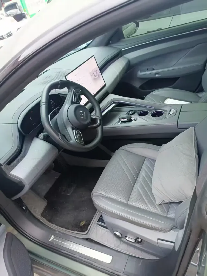 2025 Zeekr 001 BEV 95KWH,autocango,china used car exporter,china ev exporter,chinese used car exporter,chinese used ev exporter